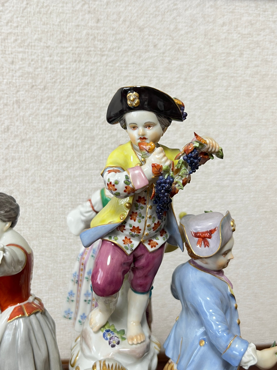 （委託品）マイセン 人形 子供 庭師 J.J.ケンドラー NO.B60 1860年頃