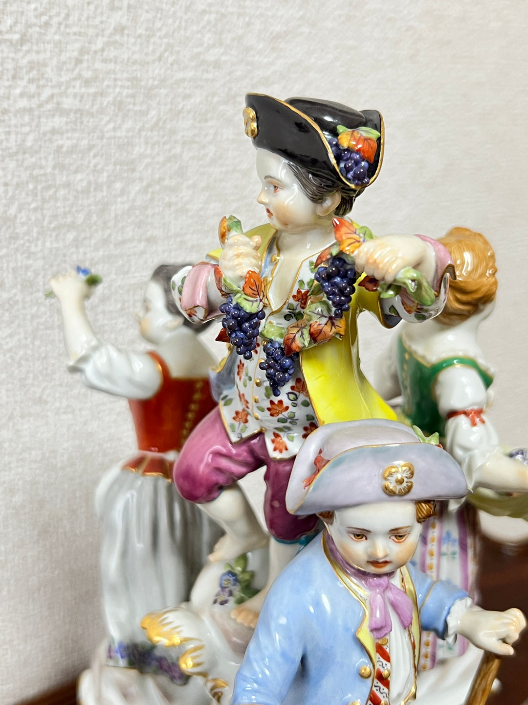 （委託品）マイセン 人形 子供 庭師 J.J.ケンドラー NO.B60 1860年頃