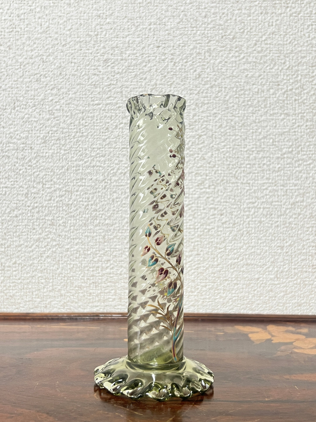エミールガレ　エナメルガラスの初期作品　ピンクの花紋花瓶　ジャポニスム　