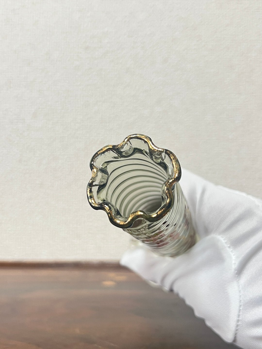 エミールガレ　エナメルガラスの初期作品　ピンクの花紋花瓶　ジャポニスム　
