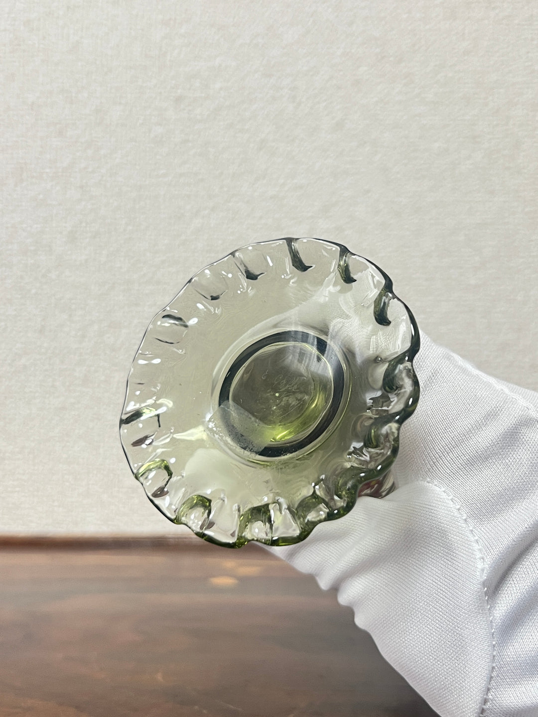 エミールガレ　エナメルガラスの初期作品　ピンクの花紋花瓶　ジャポニスム　