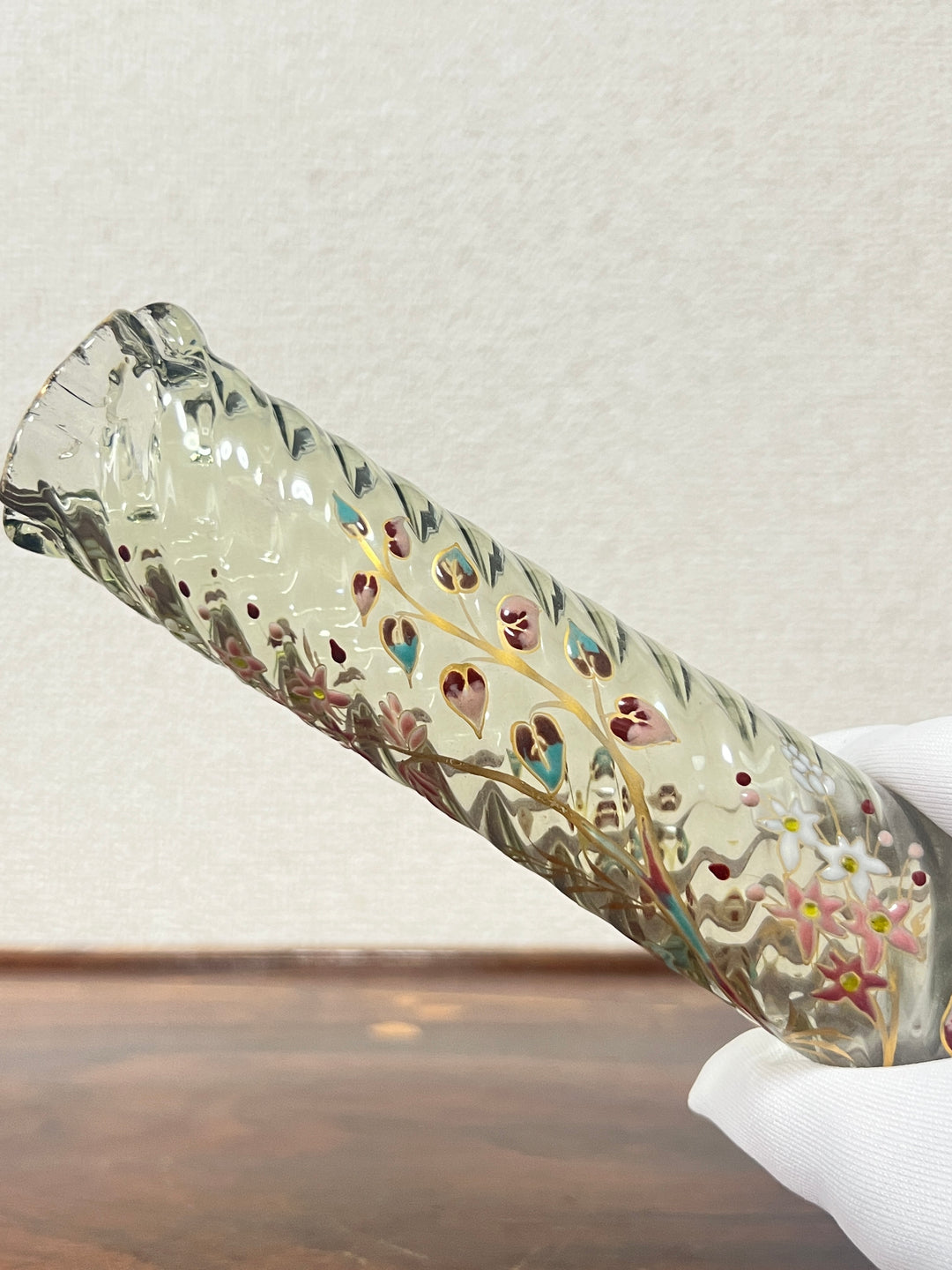 エミールガレ　エナメルガラスの初期作品　ピンクの花紋花瓶　ジャポニスム　