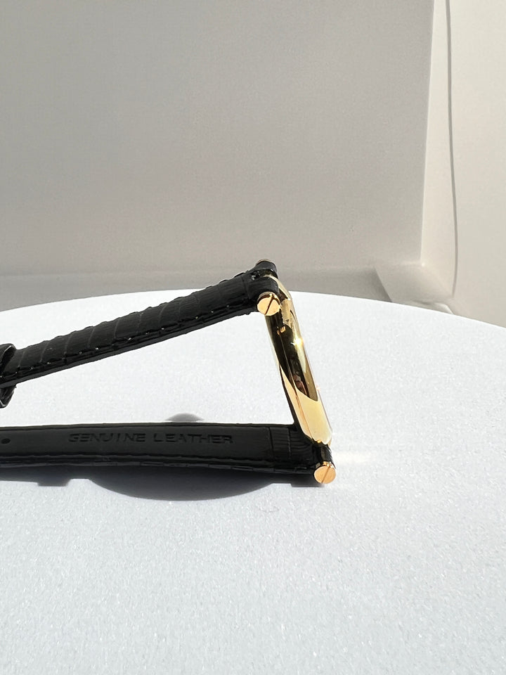 カルティエ腕時計　ヴァンドーム　飛びアラビアインデックス SMサイズ　スターリングシルバーにヴェルメイユ