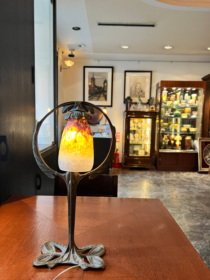 ドーム兄弟（ドームナンシー）アールヌーボー時代のテーブルランプ