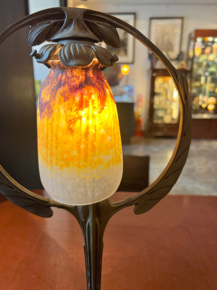 ドーム兄弟（ドームナンシー）アールヌーボー時代のテーブルランプ