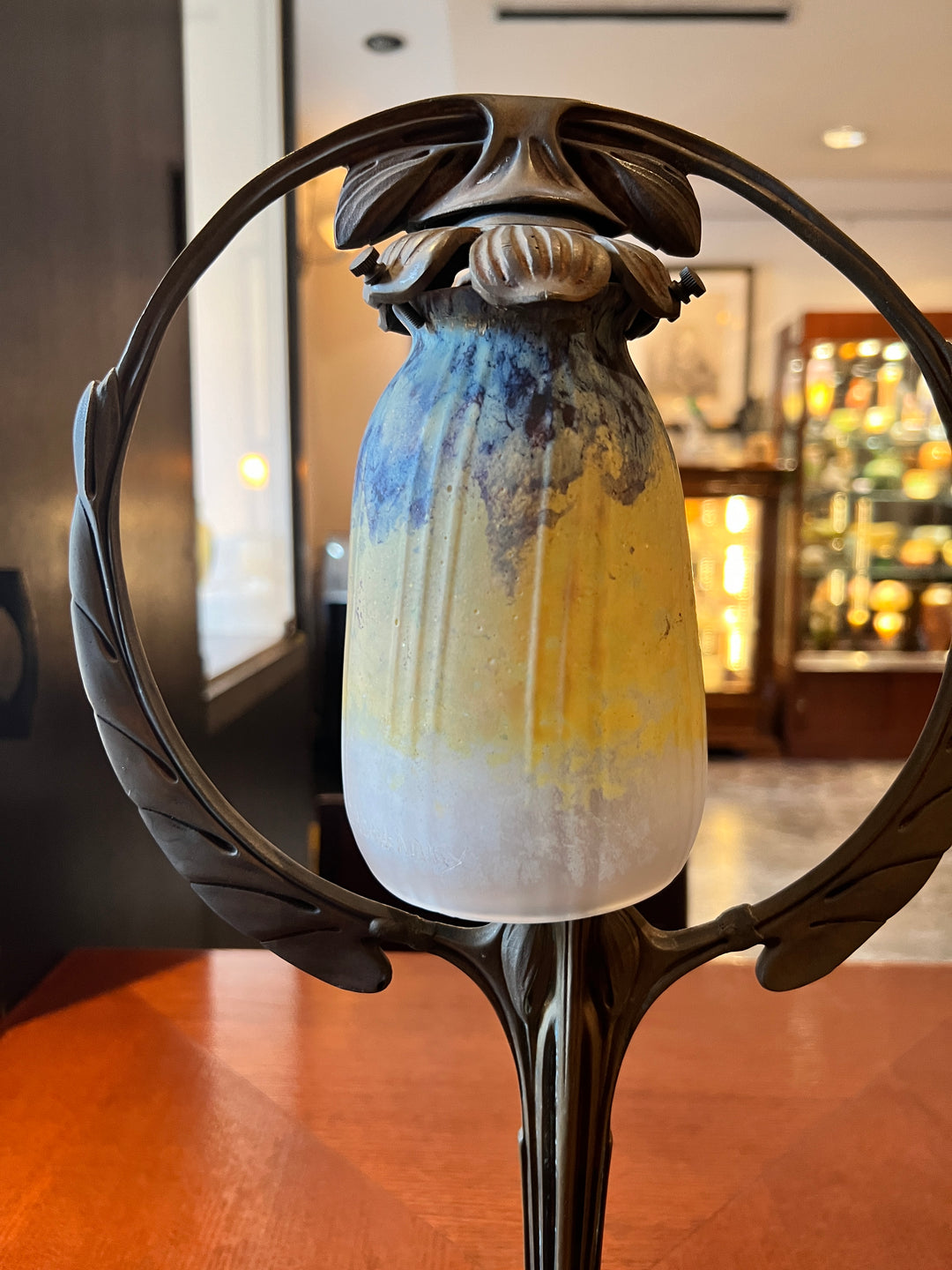 ドーム兄弟（ドームナンシー）アールヌーボー時代のテーブルランプ