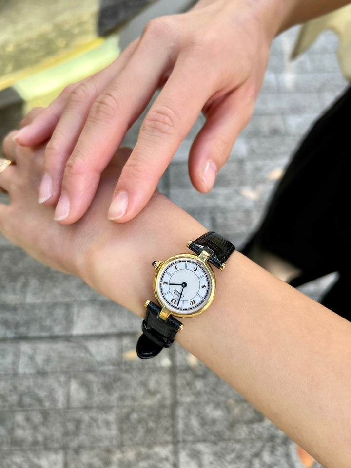 カルティエ腕時計　ヴァンドーム　飛びアラビアインデックス SMサイズ　スターリングシルバーにヴェルメイユ