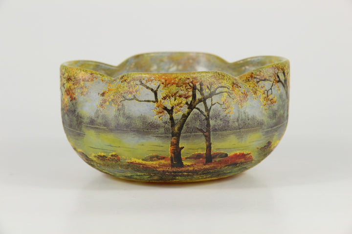 1910年頃の製造 ドーム兄弟（ドームナンシー）「秋の川辺の風景」文 カメオ・ガラスボウル