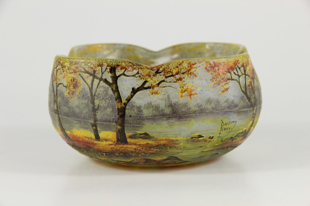 1910年頃の製造 ドーム兄弟（ドームナンシー）「秋の川辺の風景」文 カメオ・ガラスボウル