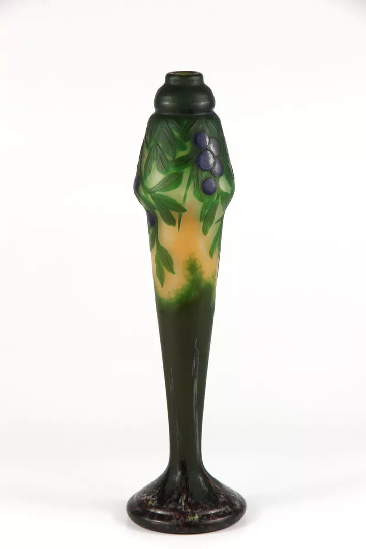 ドーム兄弟（ドームナンシー）スピノサスモモの実が描かれた花瓶