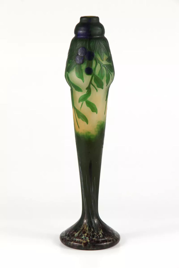 ドーム兄弟（ドームナンシー）スピノサスモモの実が描かれた花瓶