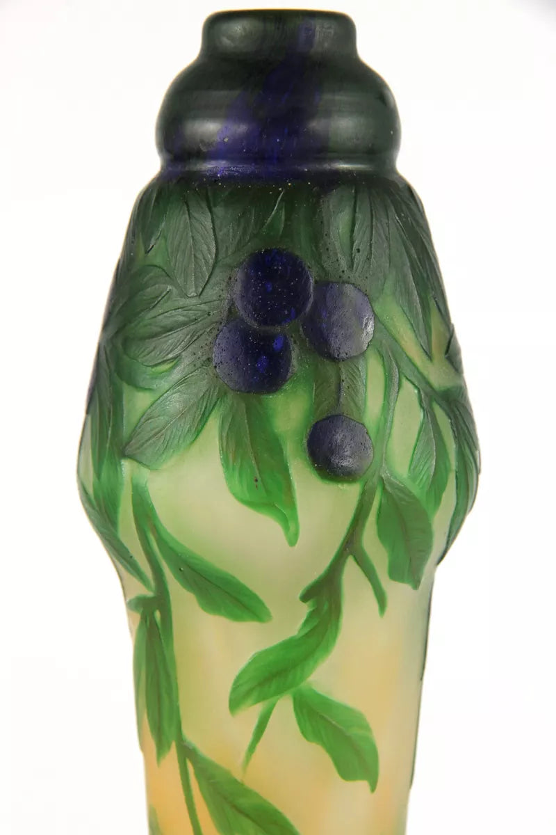 ドーム兄弟（ドームナンシー）スピノサスモモの実が描かれた花瓶