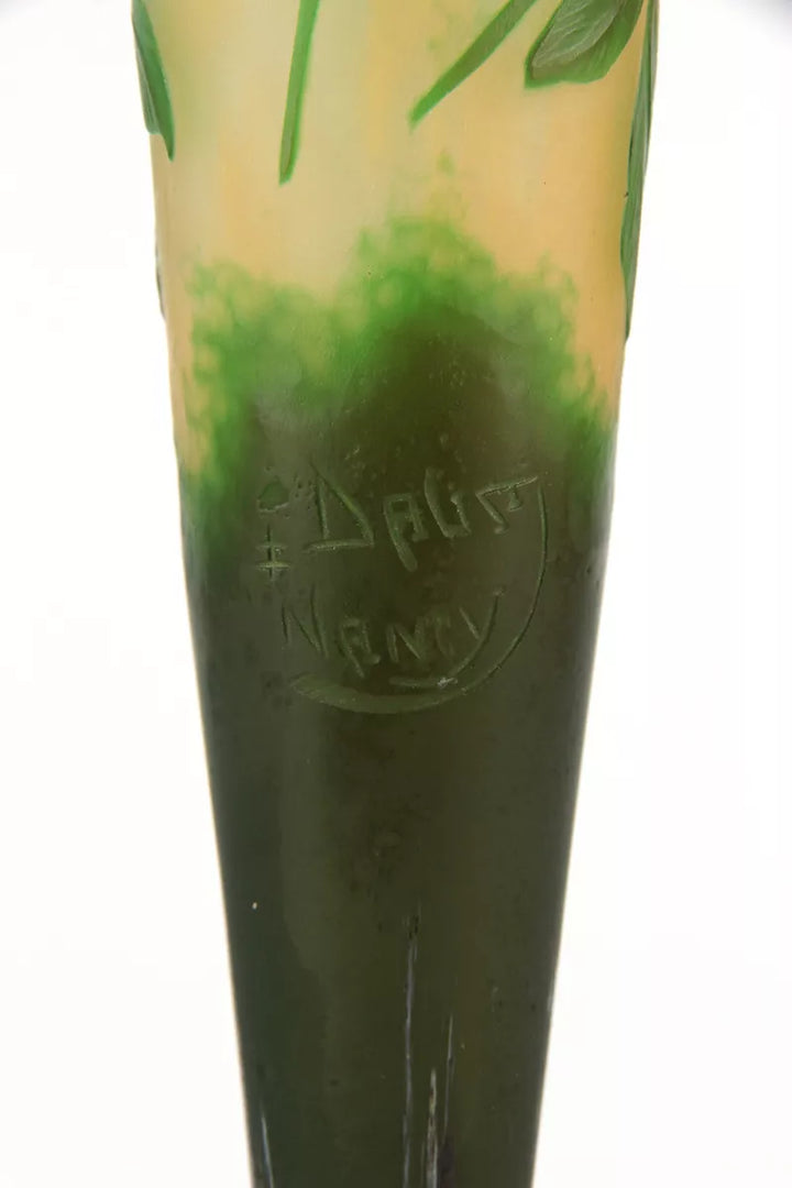 ドーム兄弟（ドームナンシー）スピノサスモモの実が描かれた花瓶