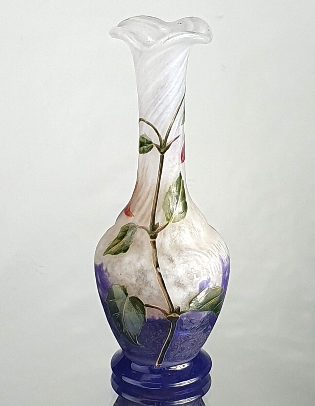 ドーム兄弟（ドームナンシー） フクシアの花のくびれ型花瓶