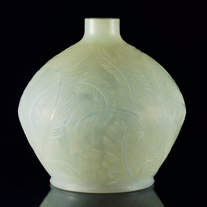 20世紀初頭 ルネ・ラリック フランス アールデコ調花瓶  「プリューム」