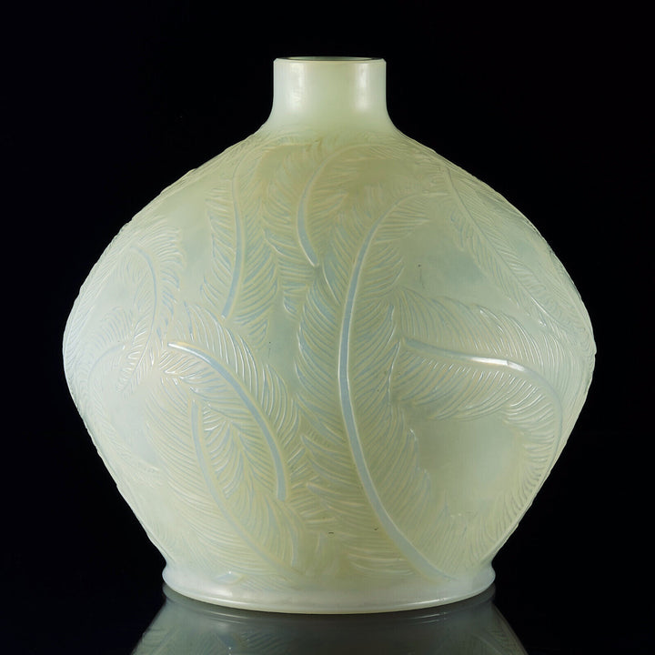 20世紀初頭 ルネ・ラリック フランス アールデコ調花瓶  「プリューム」