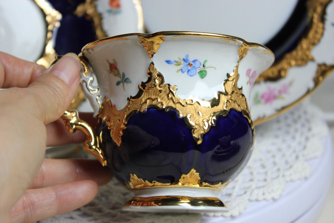 マイセン Bフォーム 花の絵が散りばめられたコバルトブルーの金縁コーヒーセット