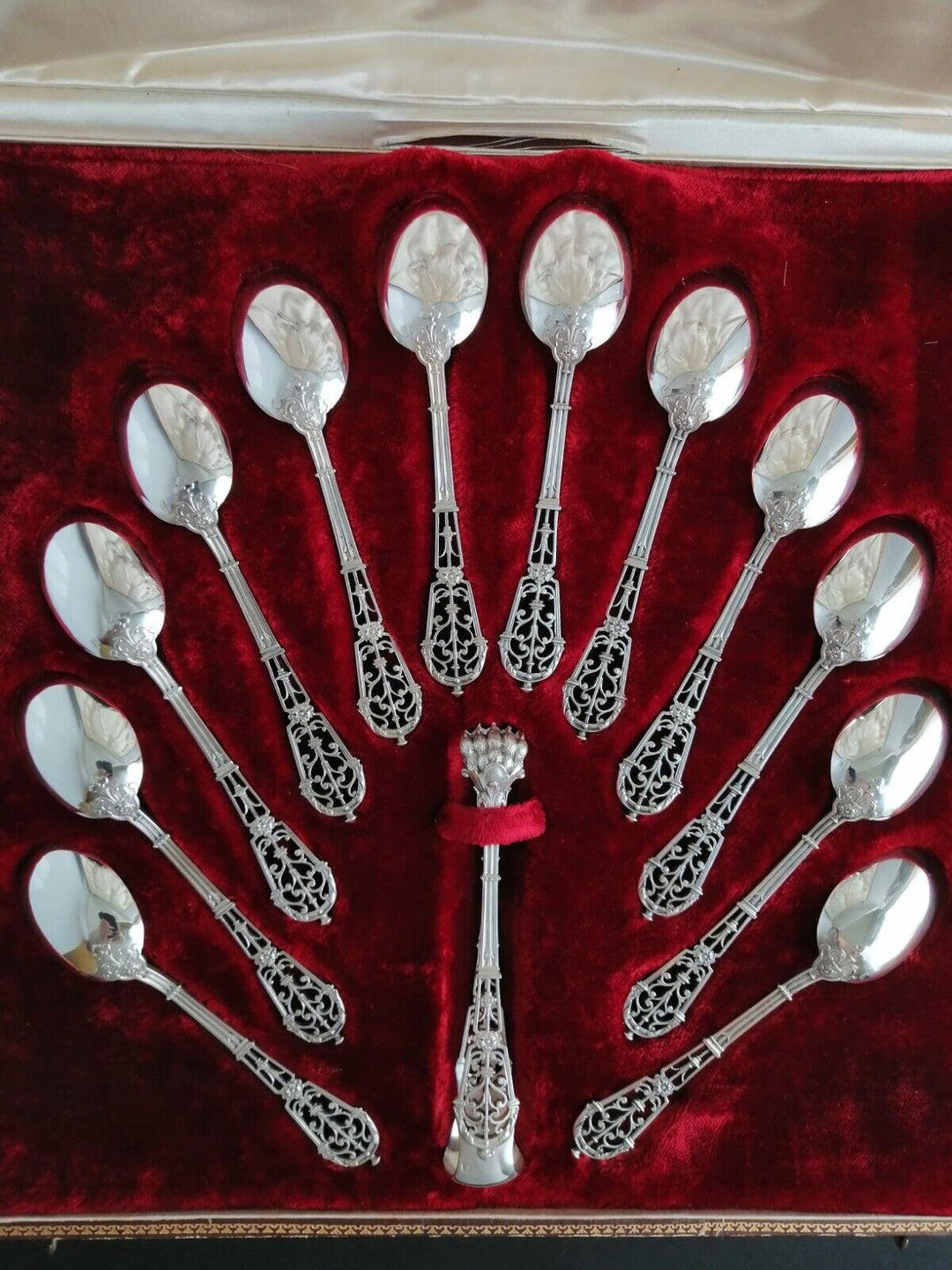 ピュイフォルカ フレンチ スターリングシルバー ゴシックルネッサンス フラットウェアセット