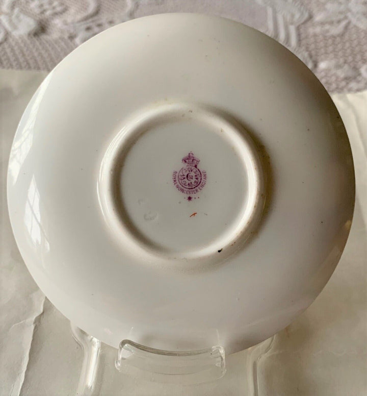 ロイヤルウースター 薔薇の手描きのデミタスカップ＆ソーサー 1919年頃