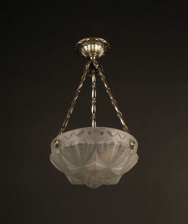 銀色の真鍮と型押しガラスのアールデコ調吊りランプ