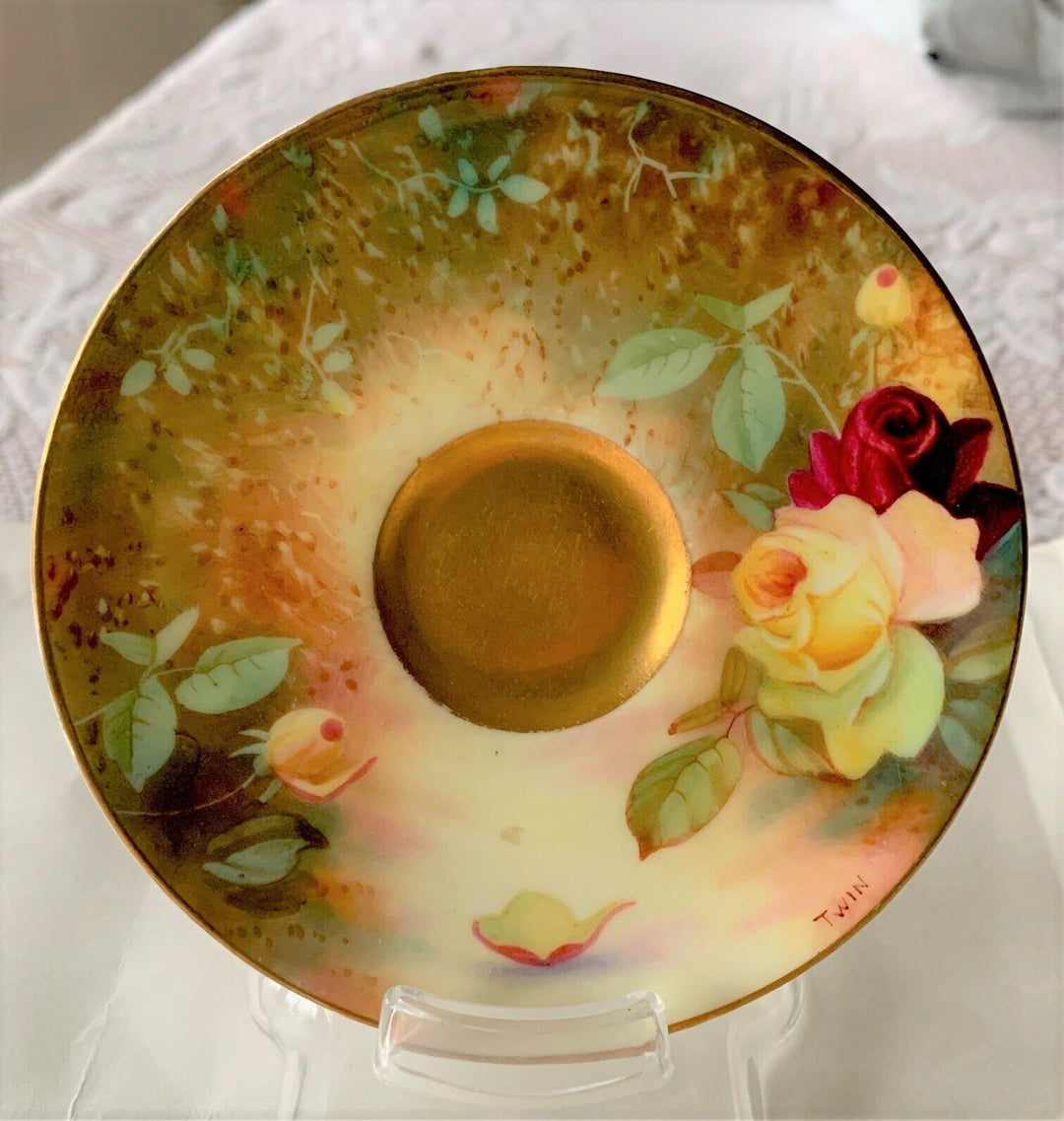 ロイヤルウースター 薔薇の手描きのデミタスカップ＆ソーサー 1919年頃