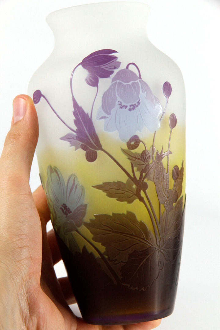 エミールガレ　カモミールの花の花瓶