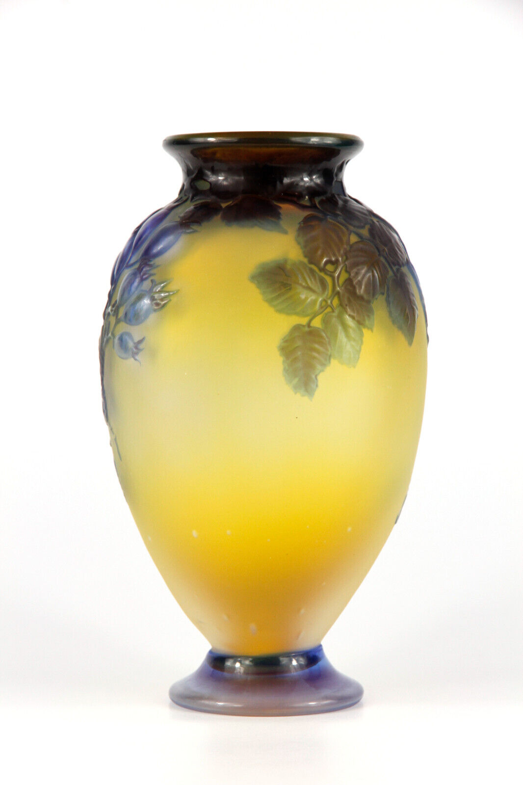 エミールガレ 薔薇の蕾が描かれた花瓶 1920年頃の作品　アールヌーボー期