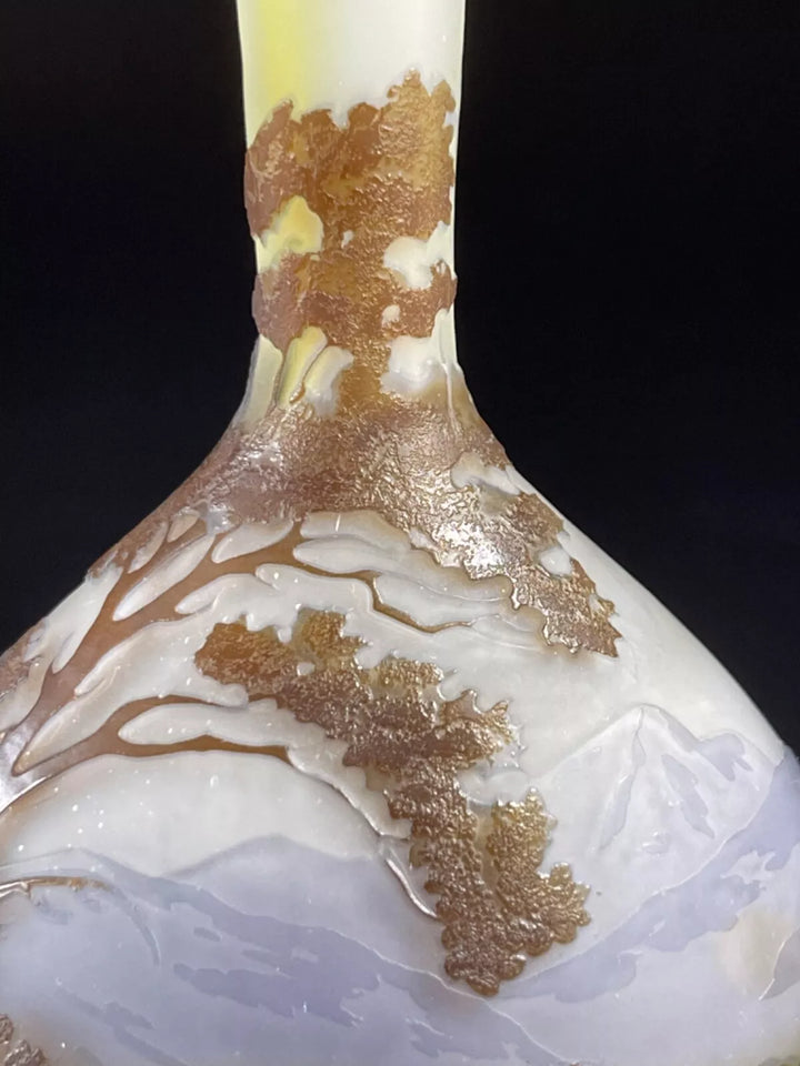 エミールガレ 山と湖の風景が描かれた一輪挿し バンジョー型花瓶