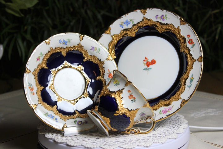 マイセン Bフォーム 花の絵が散りばめられたコバルトブルーの金縁コーヒーセット