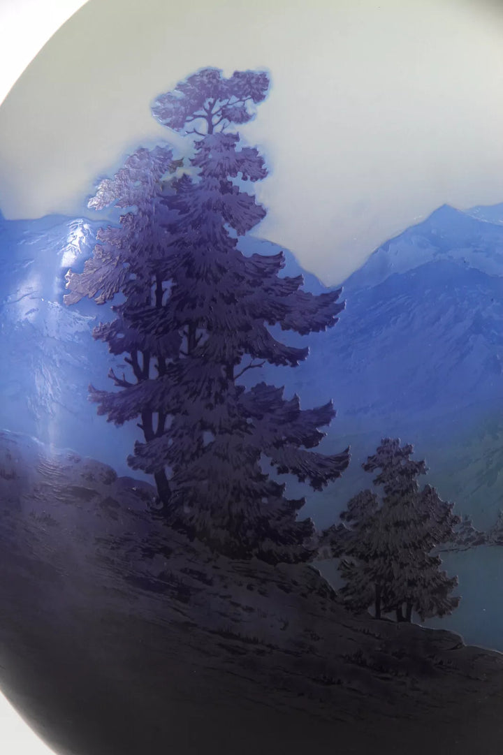 エミールガレ アルプスの湖と風景が描かれた花瓶 「Les Alps」