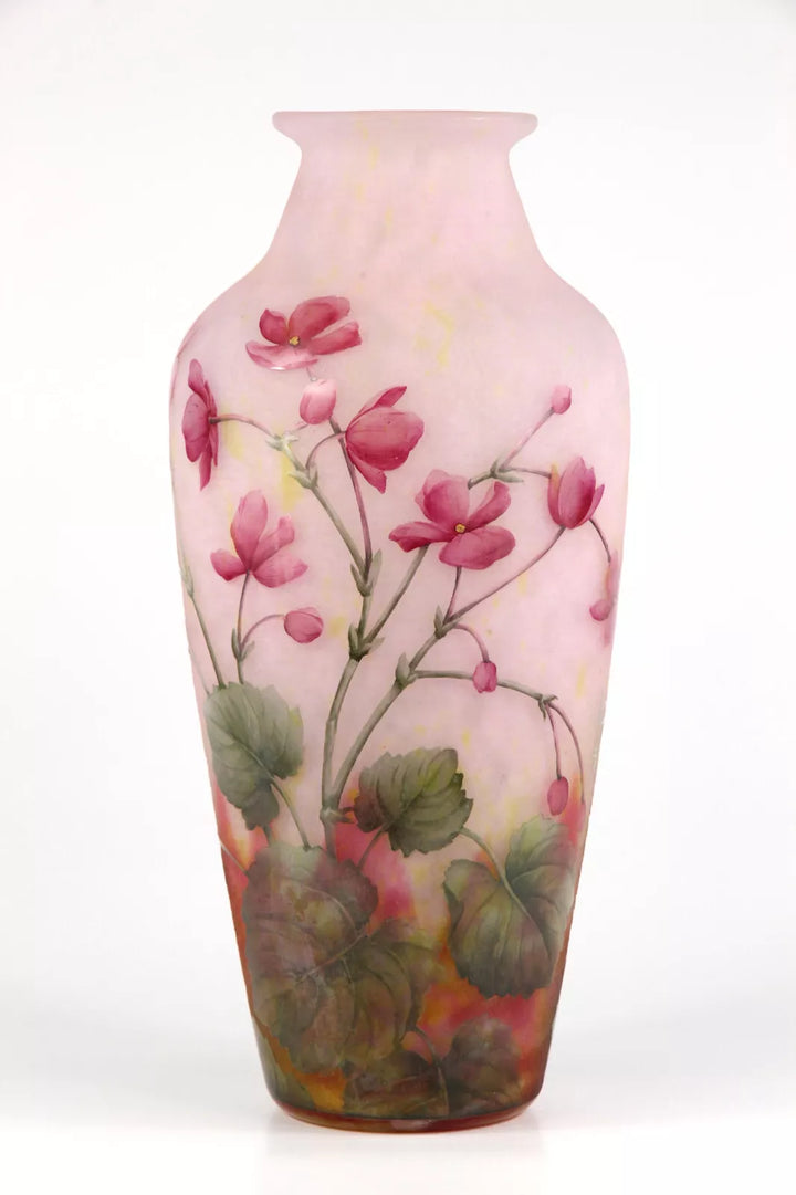 ドーム兄弟（ドームナンシー）ゼラニウムの花が描かれた花瓶