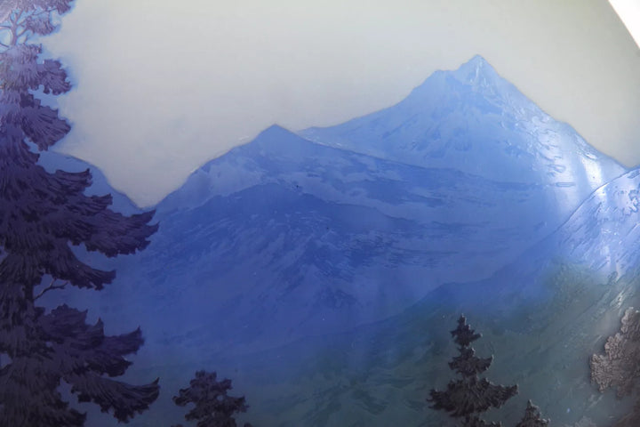 エミールガレ アルプスの湖と風景が描かれた花瓶 「Les Alps」