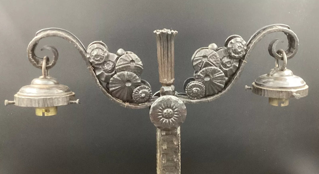 ドーム兄弟(ドームナンシー) チューリップのダブルテーブルランプ  アールヌーボー時代の作品