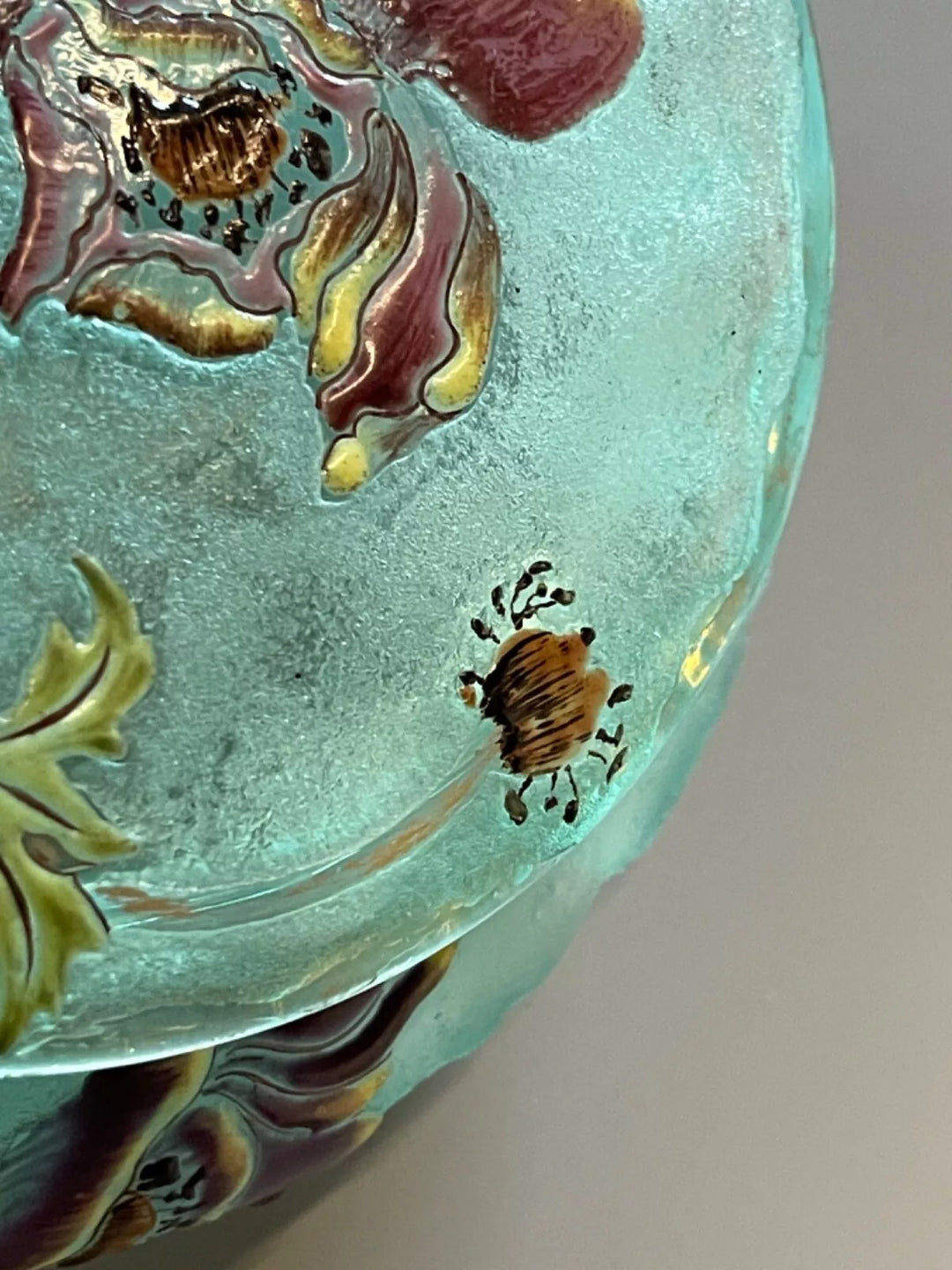 エミールガレ　初期作品　アイスクラック技法が使われたアネモネの花のボンボニエール