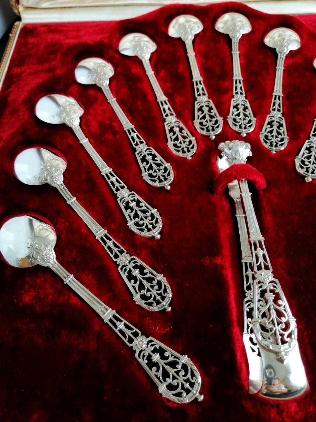 ピュイフォルカ フレンチ スターリングシルバー ゴシックルネッサンス フラットウェアセット