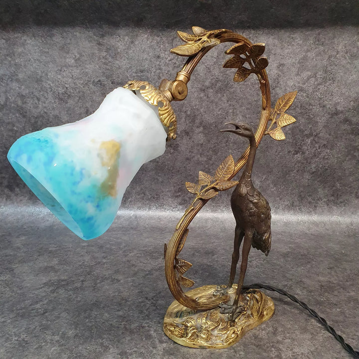 ミューラー兄弟 アオサギのブロンズと朝顔が幻想的に浮かび上がるデスクランプ 「パート・ド・ヴェール」