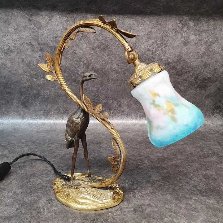 ミューラー兄弟 アオサギのブロンズと朝顔が幻想的に浮かび上がるデスクランプ 「パート・ド・ヴェール」
