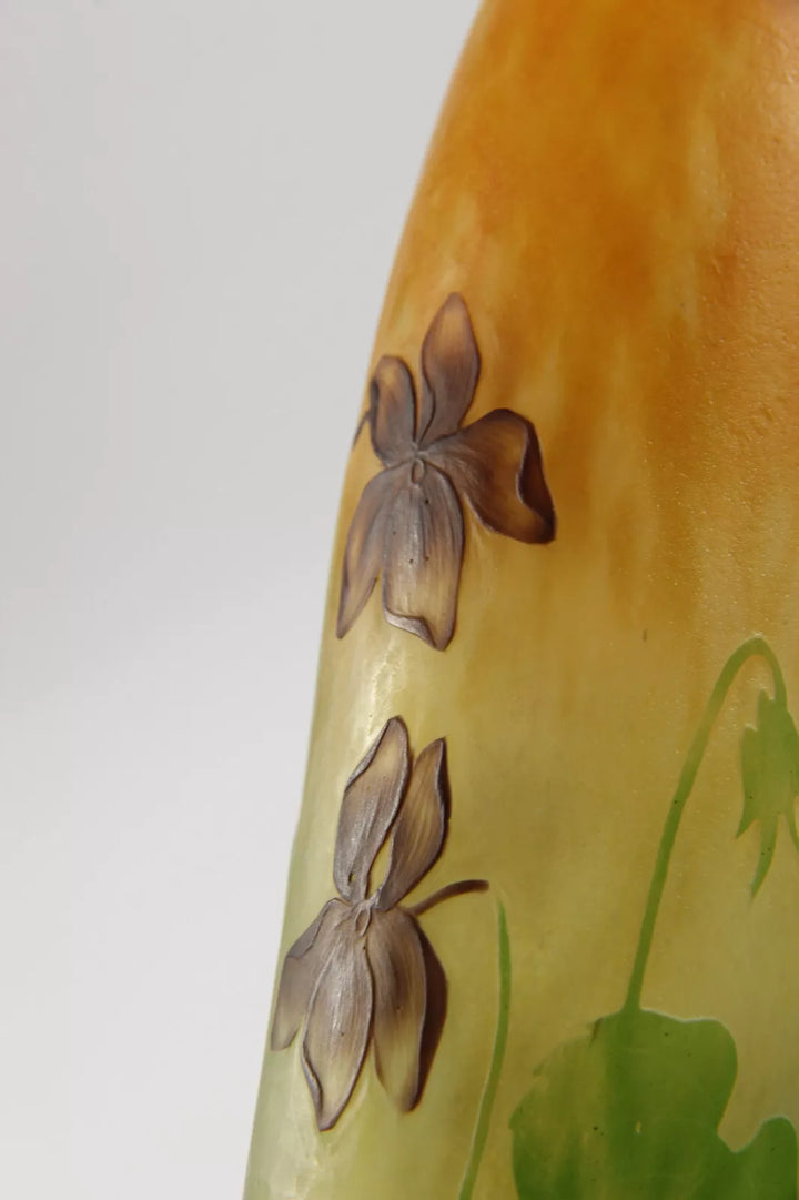 ドーム兄弟（ドームナンシー）スミレの花が描かれた花瓶