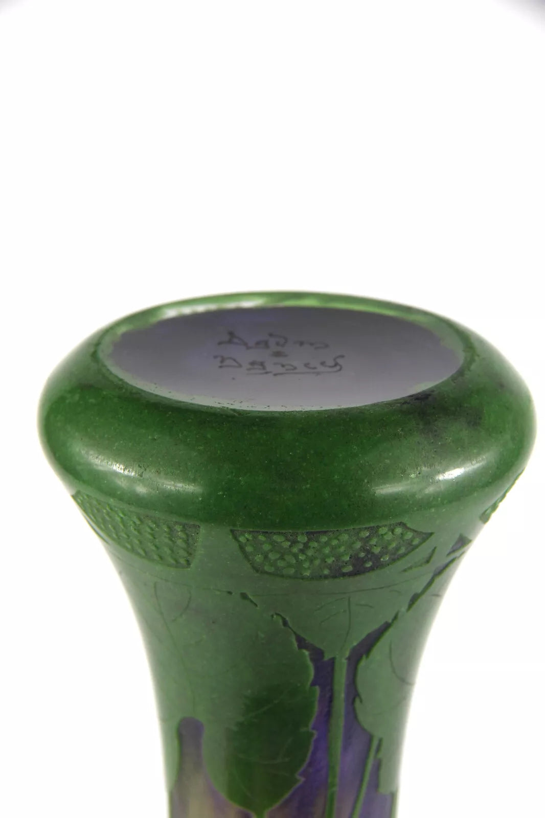 ドーム兄弟（ドームナンシー）スミレの花が描かれた花瓶