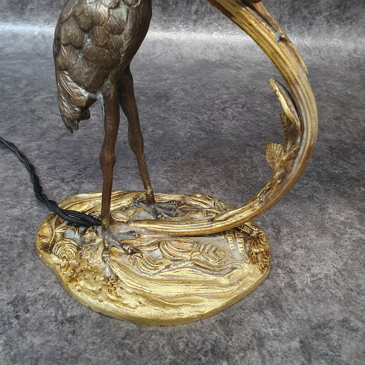 ミューラー兄弟 アオサギのブロンズと朝顔が幻想的に浮かび上がるデスクランプ 「パート・ド・ヴェール」