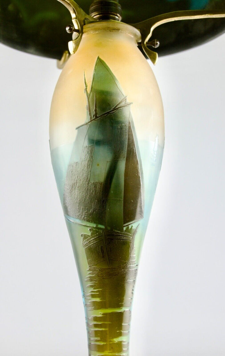 エミールガレ 「カモメと帆船」のアールヌーボー時代のアンティークテーブルランプ 1910年頃の作品