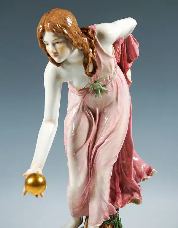 マイセン人形 フィギュリン「ピンクのドレスのボールプレーヤー