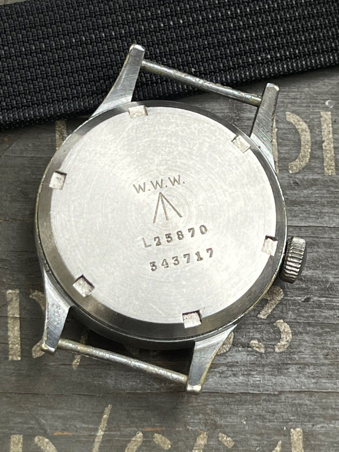 レコードWWW ダーティ・ダース ウォッチ cal.022K 自動巻き腕時計 WW2支給品 1944/45年 - 整備・動作確認済み