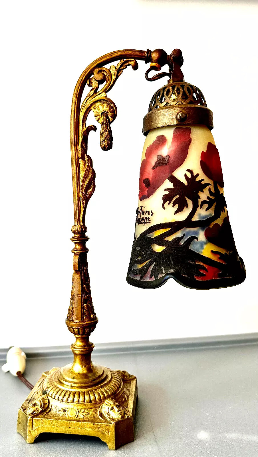 ミューラー兄弟 アネモネの花のアンティークテーブルランプ