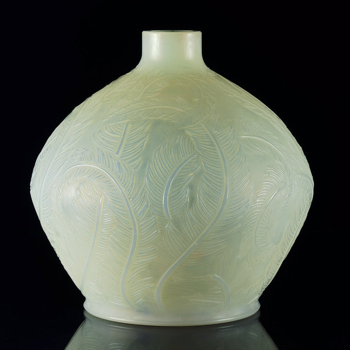 20世紀初頭 ルネ・ラリック フランス アールデコ調花瓶  「プリューム」