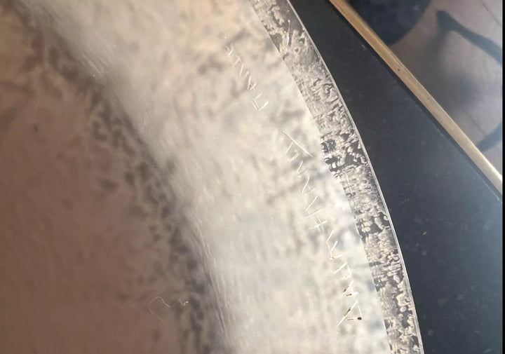 ドーム兄弟（ドームナンシー）ホワイトガラスランプ フロスト加工マット仕上げ