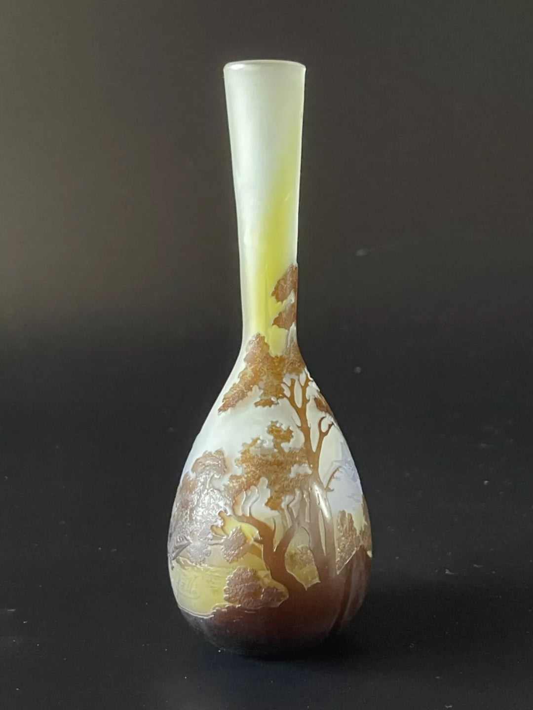 エミールガレ 山と湖の風景が描かれた一輪挿し バンジョー型花瓶