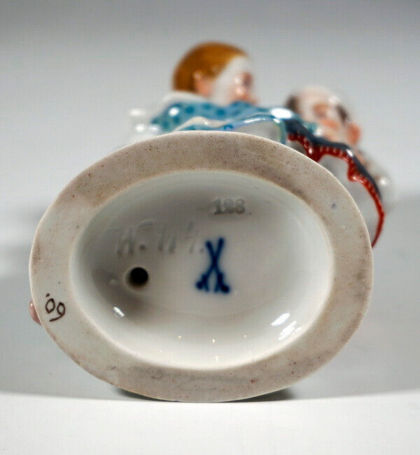 マイセン人形 チルドレンシリーズ 少女と子供アルフレッド・キング 1905年頃