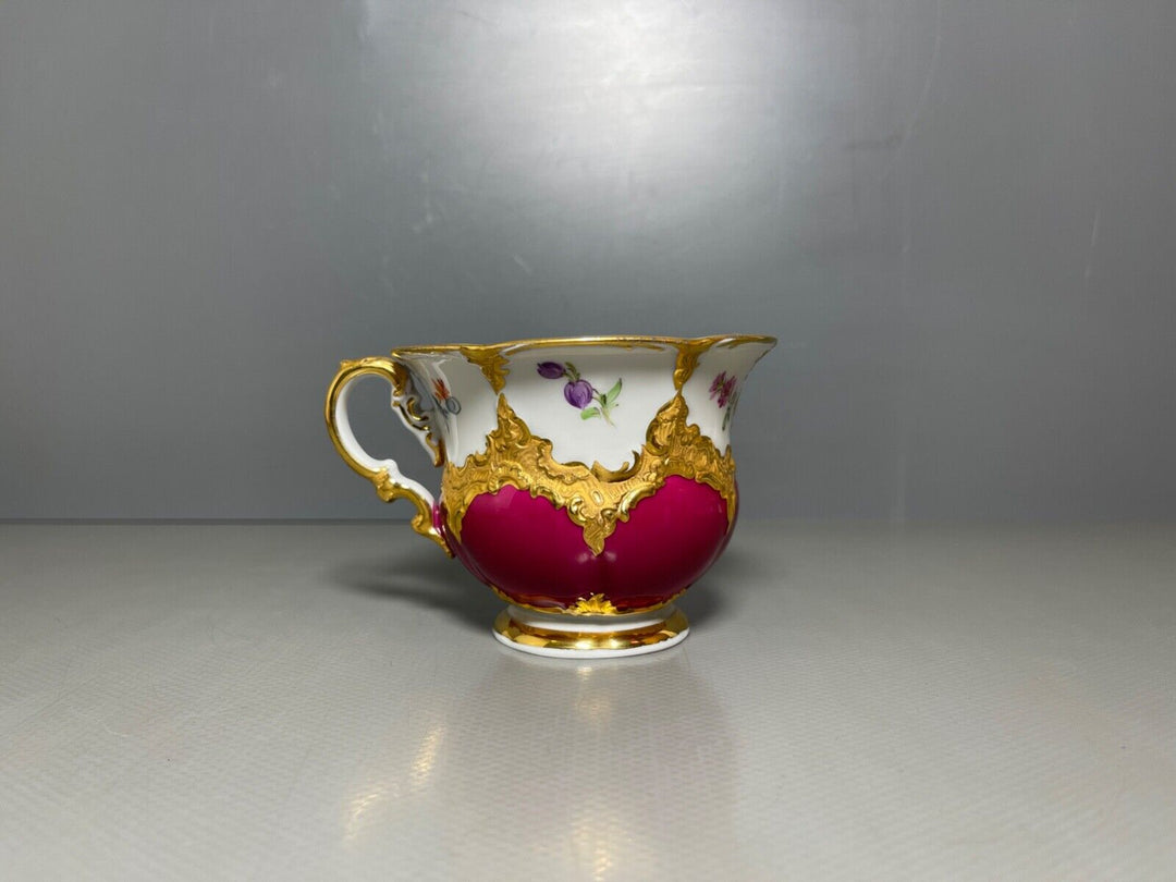 マイセン　Bフォーム　ワインレッドカップ＆ソーサー＆プレートセット　２級品