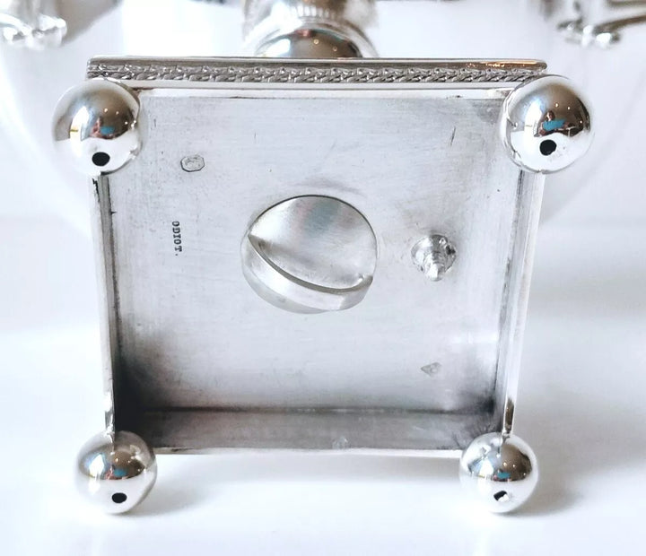 オディオ (Odiot) スターリングシルバー製カップ センターピース エンパイアスタイル 19世紀パリ